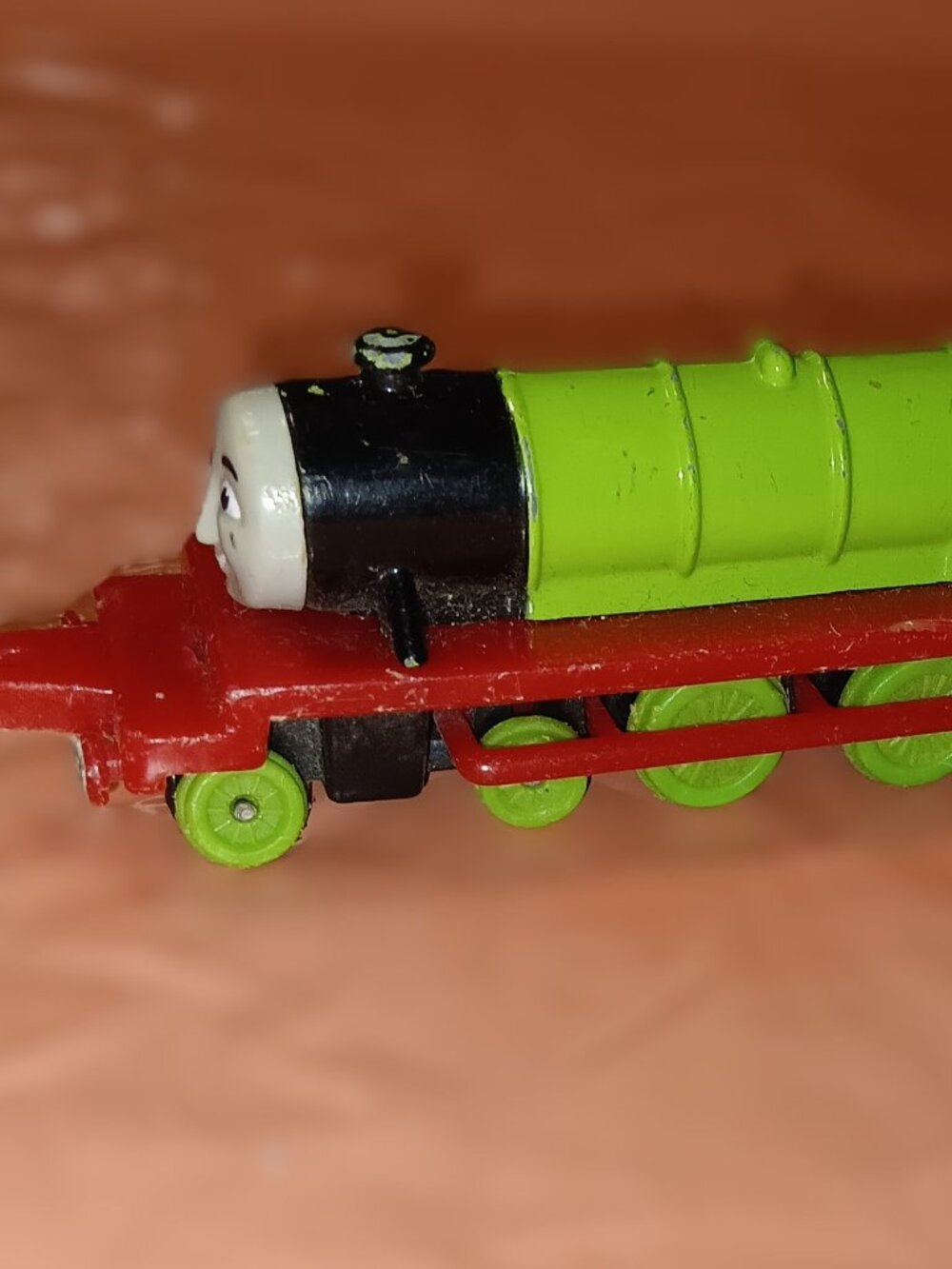 Thomas ERTL Diecast Train Track Engine Henry